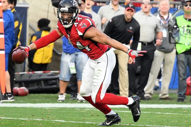ed966189-9742366-vic-beasley-nfl-atlanta-falcons-los-angeles-rams-1